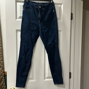 Women’s (size 6) rock &republic jeans